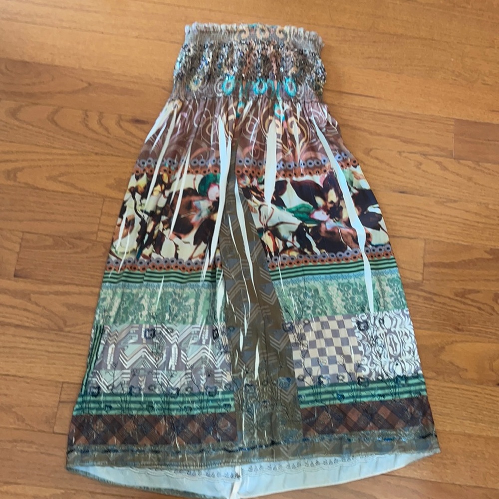 Gorgeous like new halter dress